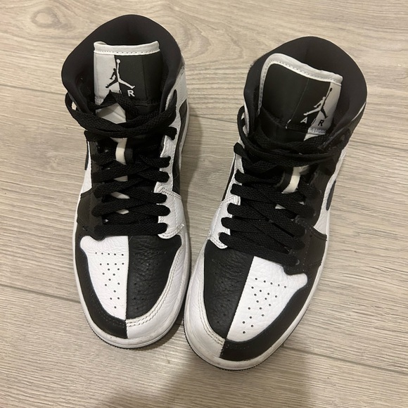 Air Jordan mid - Picture 3 of 5